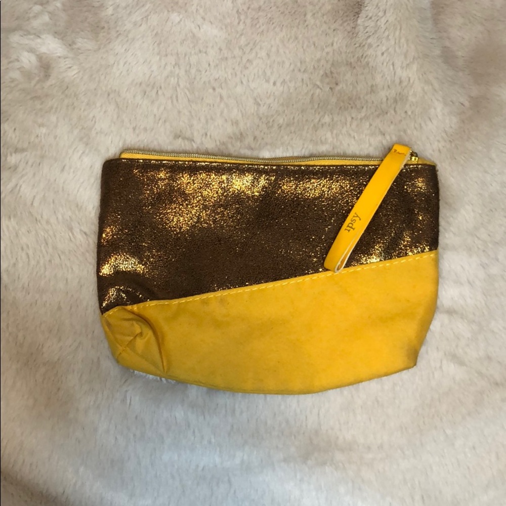 Ipsy Makeup Bag - Picture 2 of 4